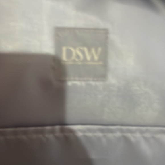 DSW Back Pack - Picture 3 of 4